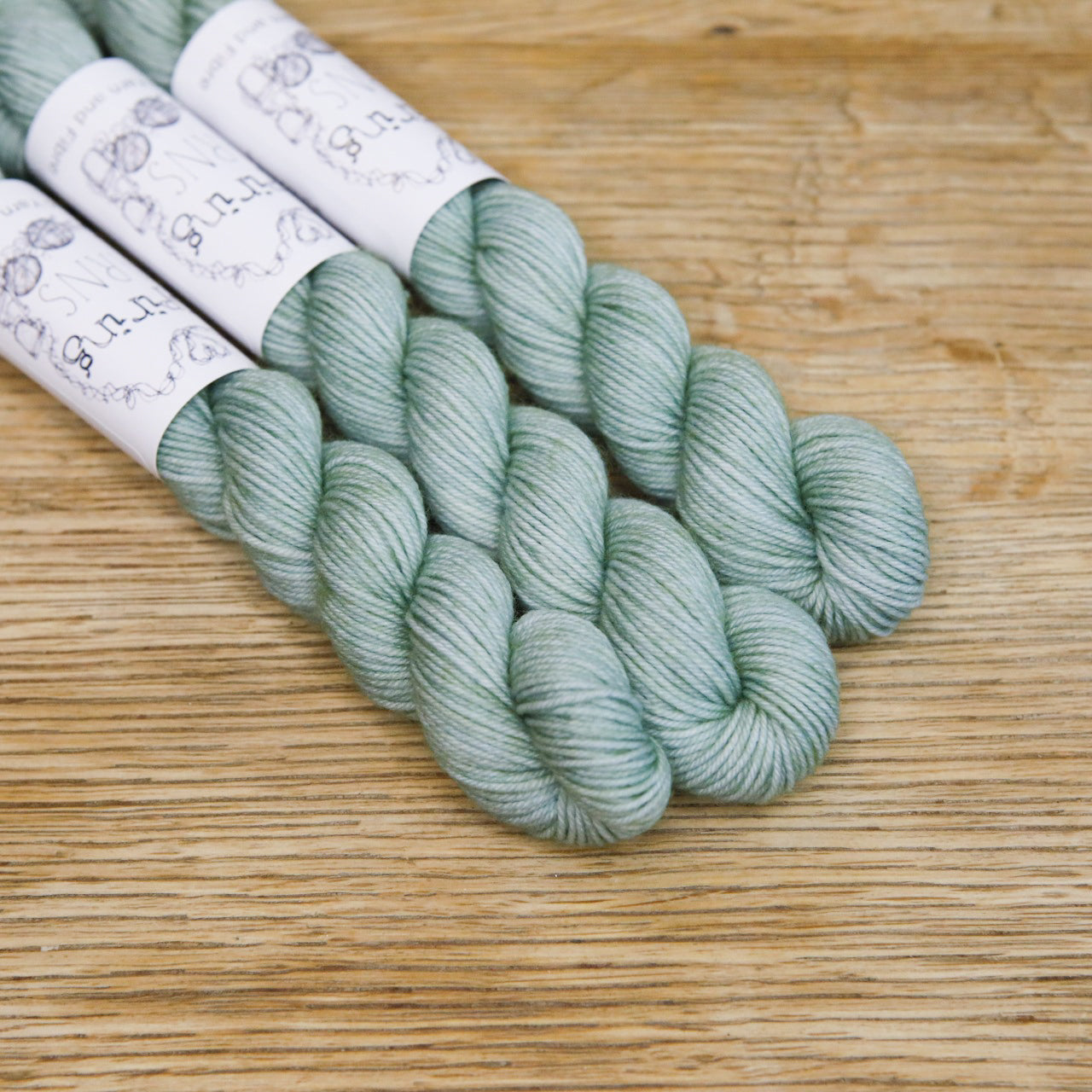 Inspiring Yarns Smooth Sock Mini