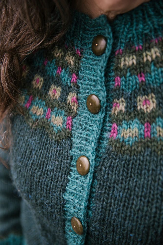 Grand Shetland Adventure Knits by Mary Jane Mucklestone & Gudrun Johnston