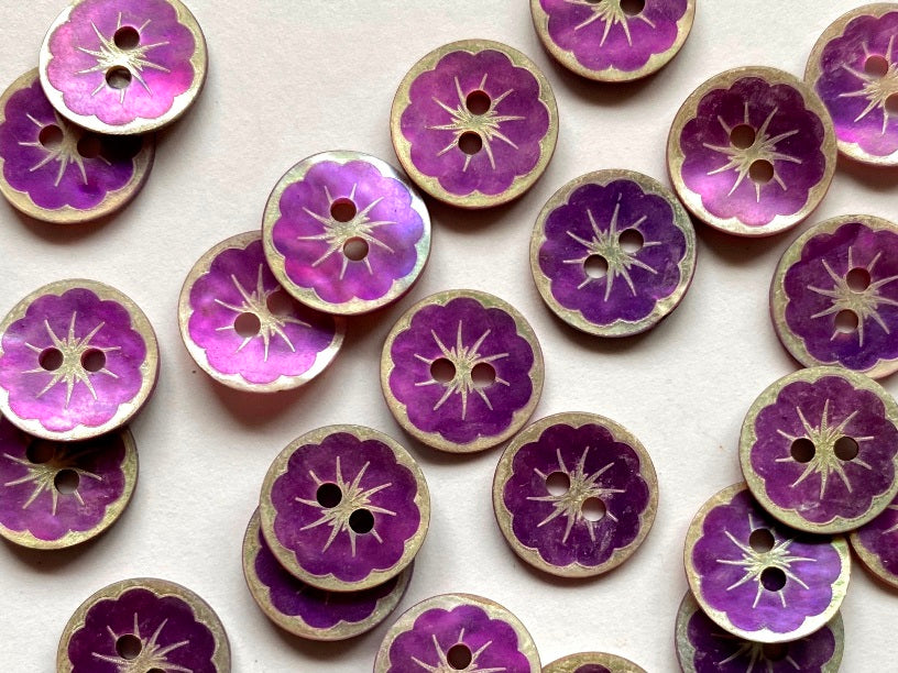 Flower Etched Shell Button 12mm