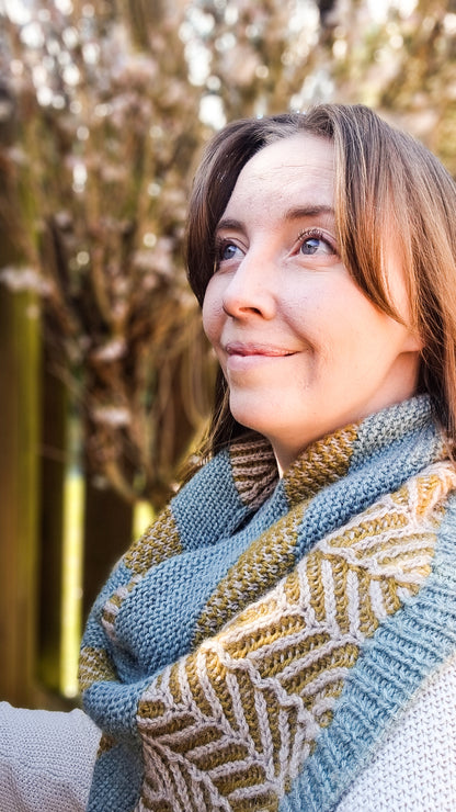 Creel Cowl Kit — Ysolda Teague + Baa Ram Ewe Woodnote DK