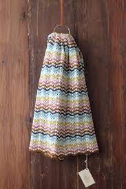 CaMaRose Crochet Zig-Zag Baby Blanket Pattern